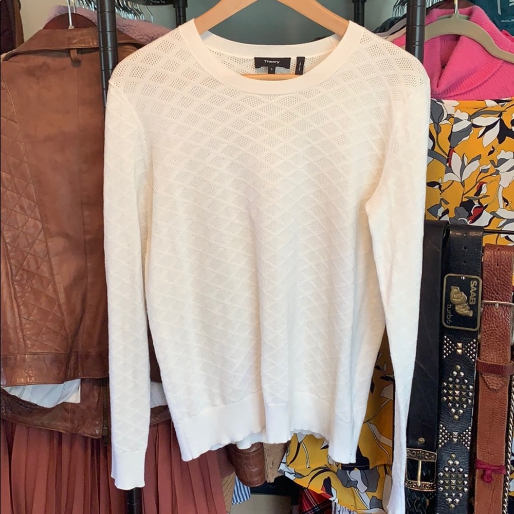 White theory crewneck sweater size small